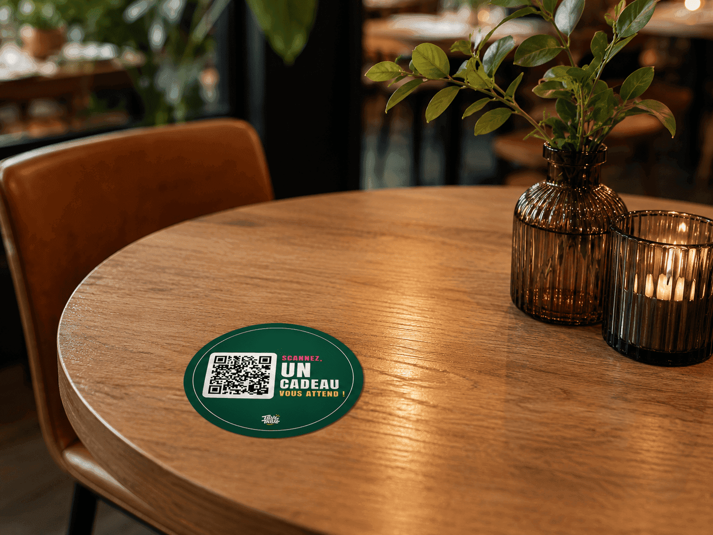 Sticker TrueTable posé sur une table